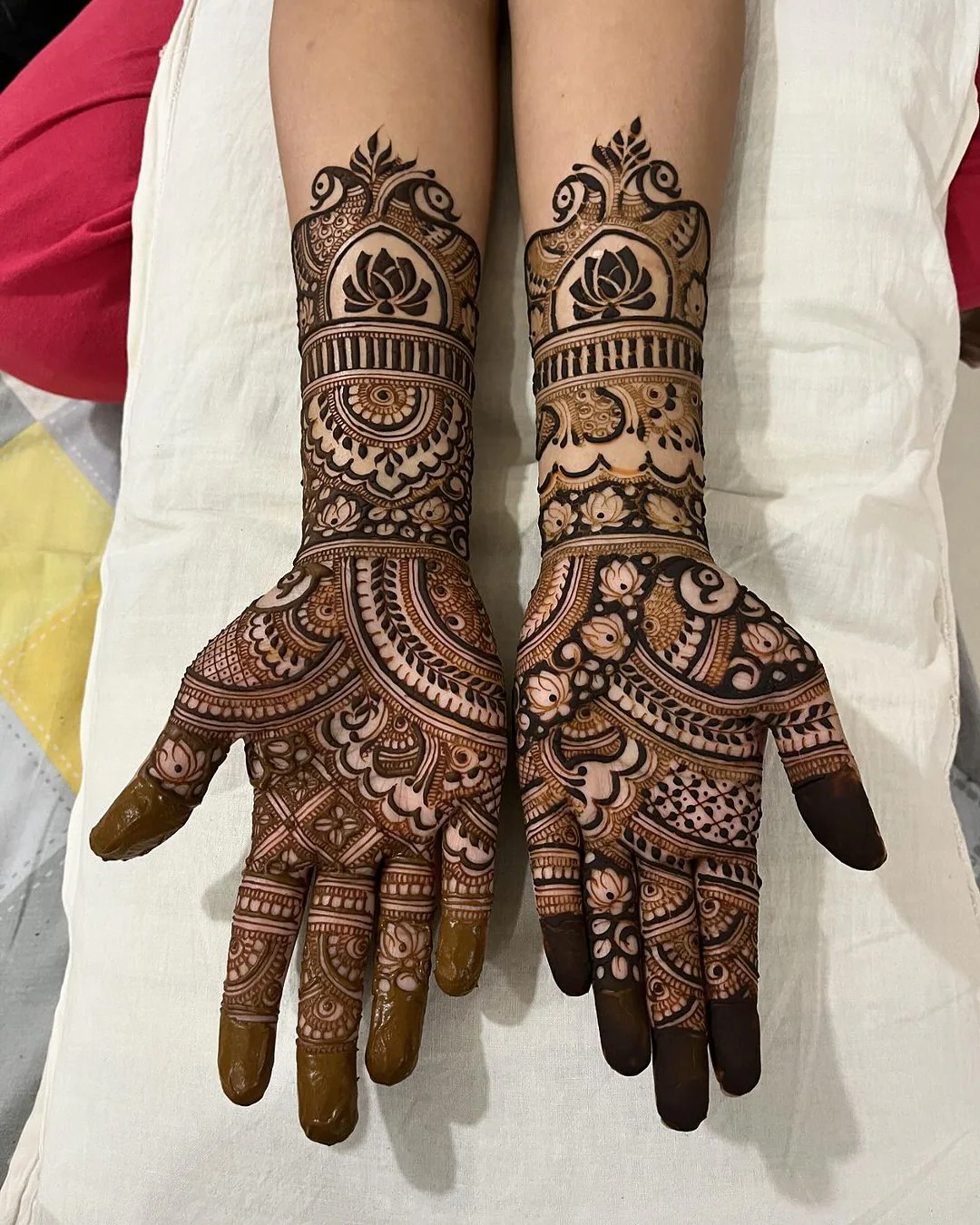 Sun Worship Mehndi Design